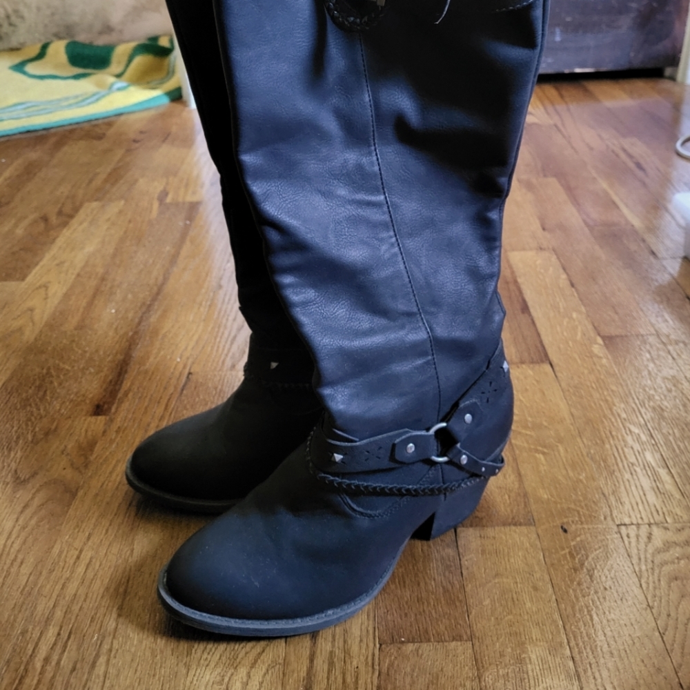 Size 9 Heeled Knee Boots